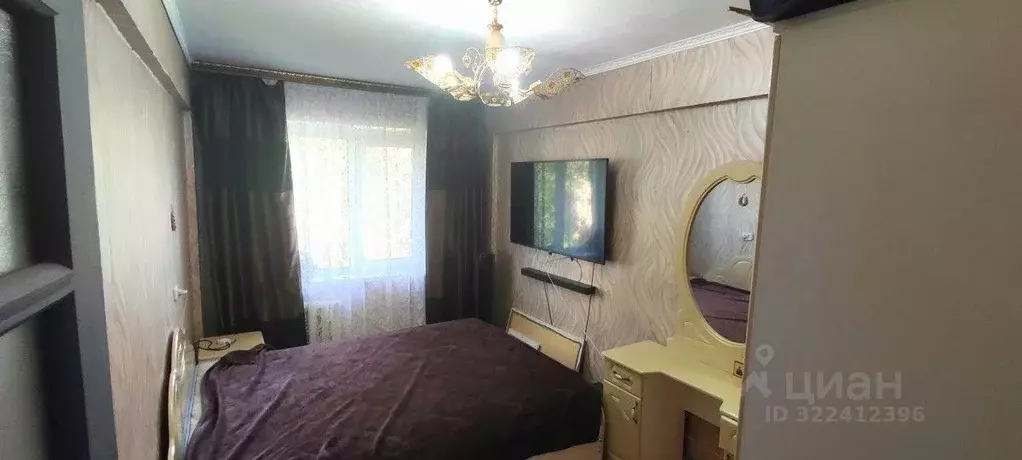 3-к кв. Омская область, Омск Заозерный мкр, ул. Бархатовой, 4В (59.1 ... - Фото 1