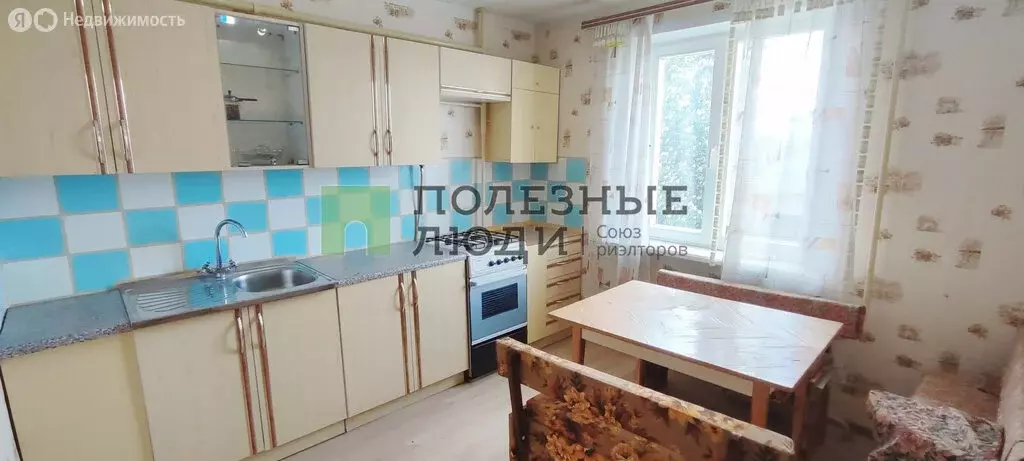 2-комнатная квартира: посёлок городского типа Васильево, улица ... - Фото 0