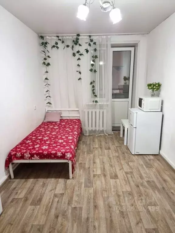 Комната Свердловская область, Екатеринбург ул. Московская, 58 (12.0 м) - Фото 1