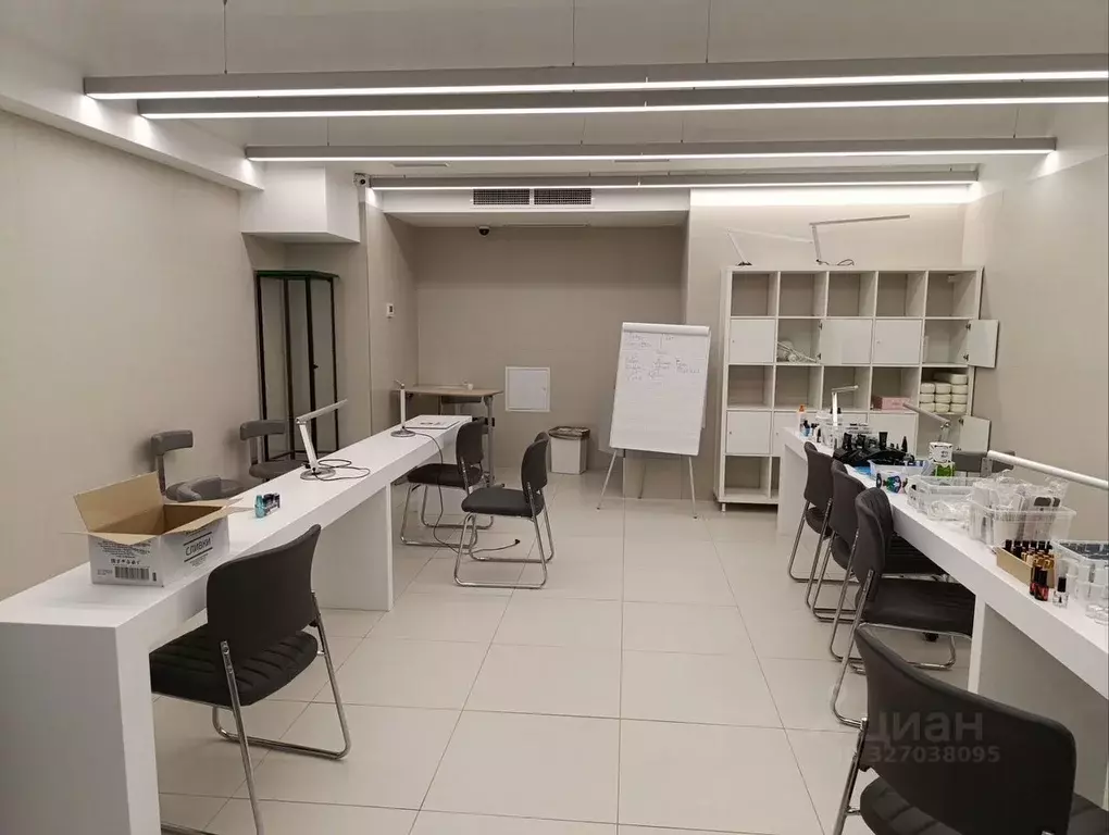 Помещение свободного назначения в Москва Ясеневая ул., 31к1 (400 м) - Фото 1