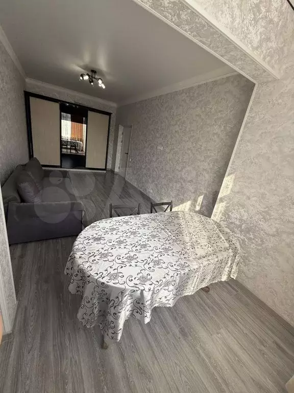 2-к. квартира, 50 м, 1/8 эт. - Фото 1
