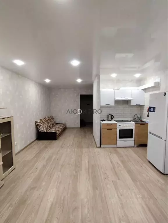 Студия Кировская область, Киров Коминтерновский мкр, ул. Павла ... - Фото 1