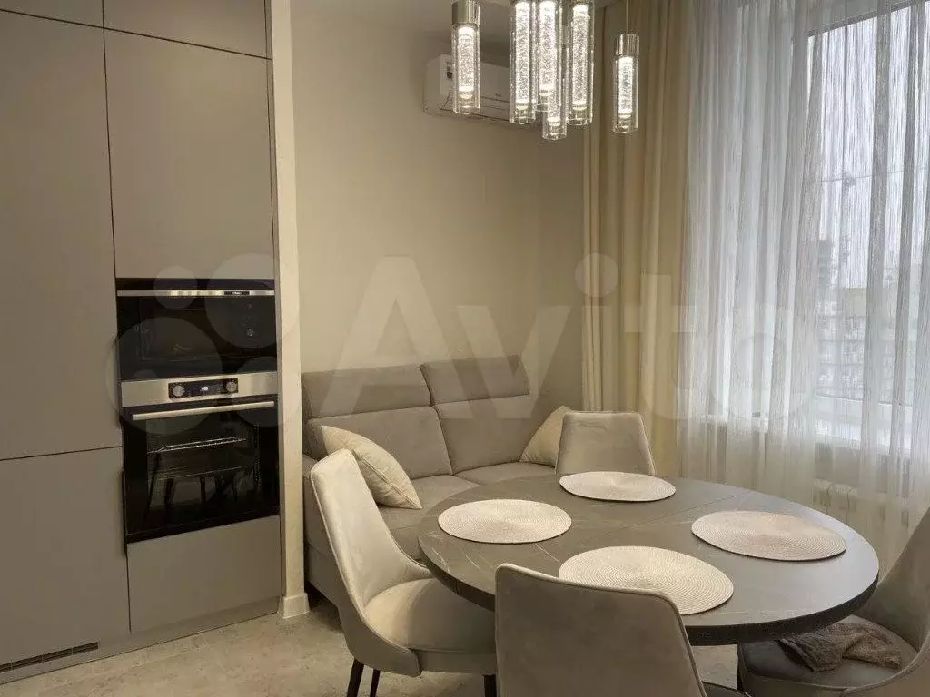 2-к. квартира, 60 м, 21/22 эт. - Фото 1