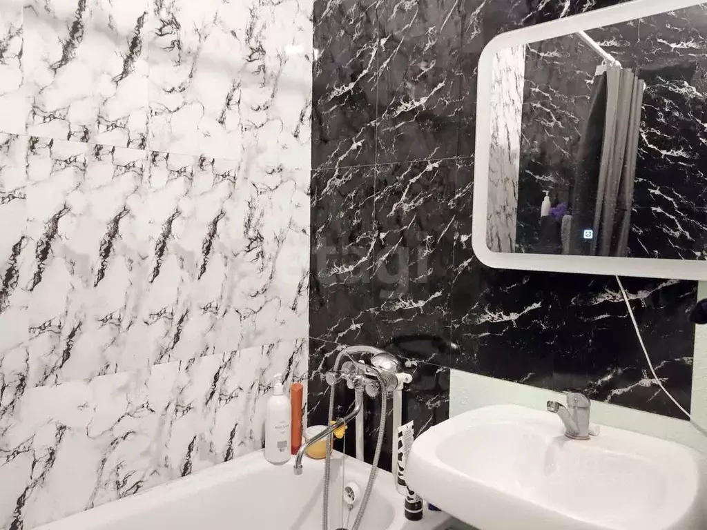 3-к кв. Архангельская область, Архангельск Карпогорская ул., 28к1 ... - Фото 1