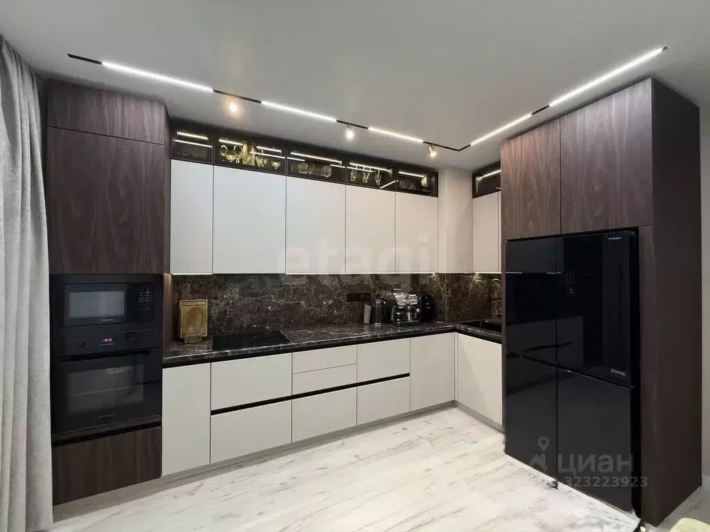 3-к кв. Московская область, Солнечногорск городской округ, Голубое пгт ... - Фото 1