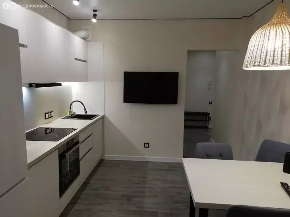 2-комнатная квартира: Анапа, улица Крылова, 17к2 (61 м) - Фото 0