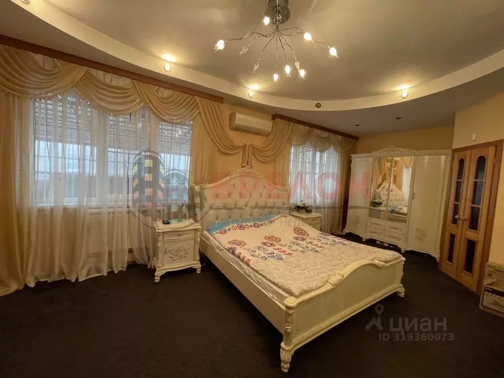 Дом в Ростовская область, Ростов-на-Дону Портовая ул., 131 (150 м) - Фото 0