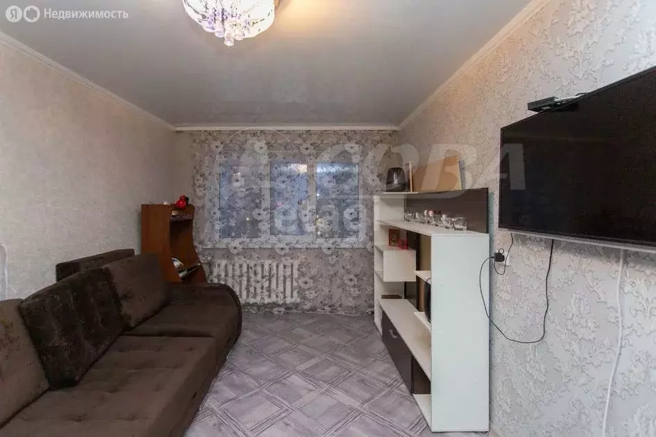 Квартира-студия: Тобольск, 4-й микрорайон, 6 (48.2 м) - Фото 1