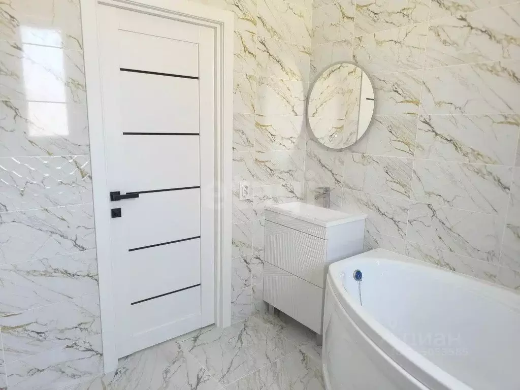 Дом в Крым, Симферопольский район, с. Мирное  (102 м) - Фото 1