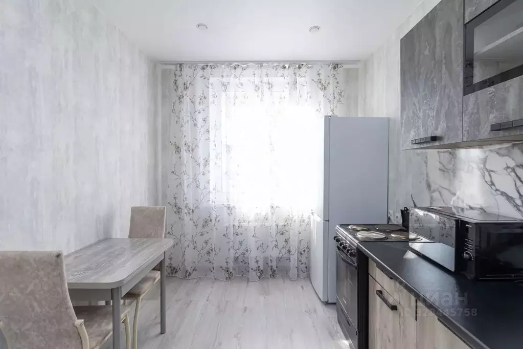 1-к кв. Тюменская область, Тюмень ул. Героев Космоса, 13к1 (34.0 м) - Фото 2