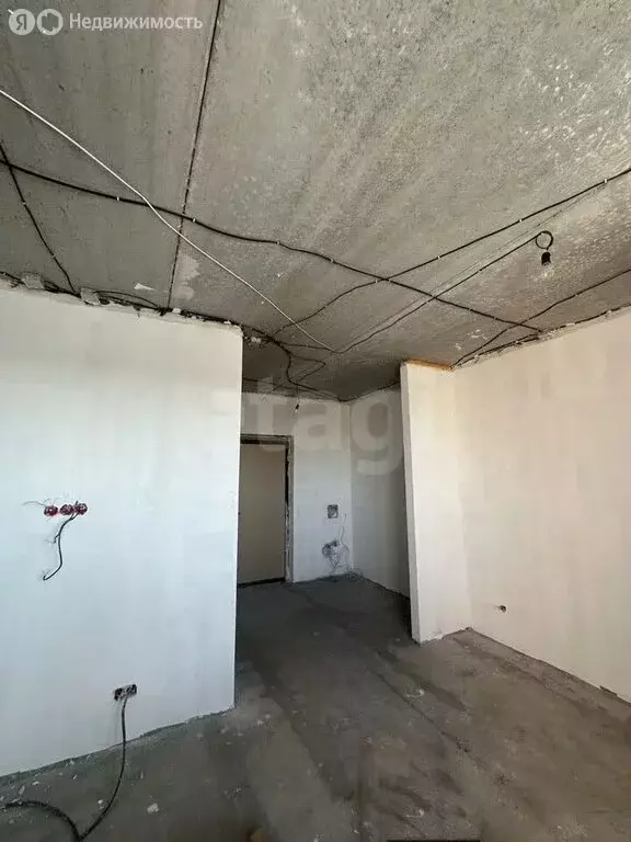 Квартира-студия: Сыктывкар, Октябрьский проспект, 216 (21.7 м) - Фото 0