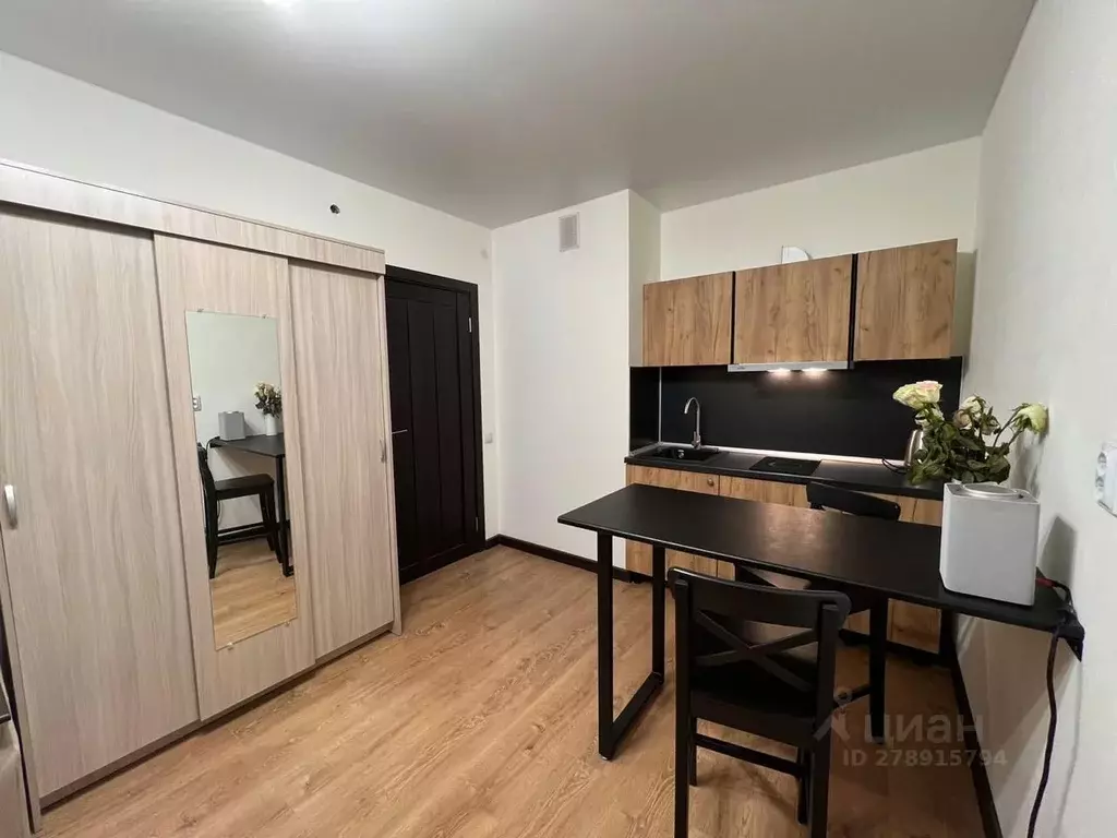 Студия Ленинградская область, Мурино Всеволожский район, ул. ... - Фото 1