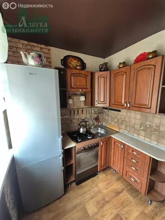 3-комнатная квартира: Смоленск, улица Маршала Соколовского, 2 (50.9 м) - Фото 1