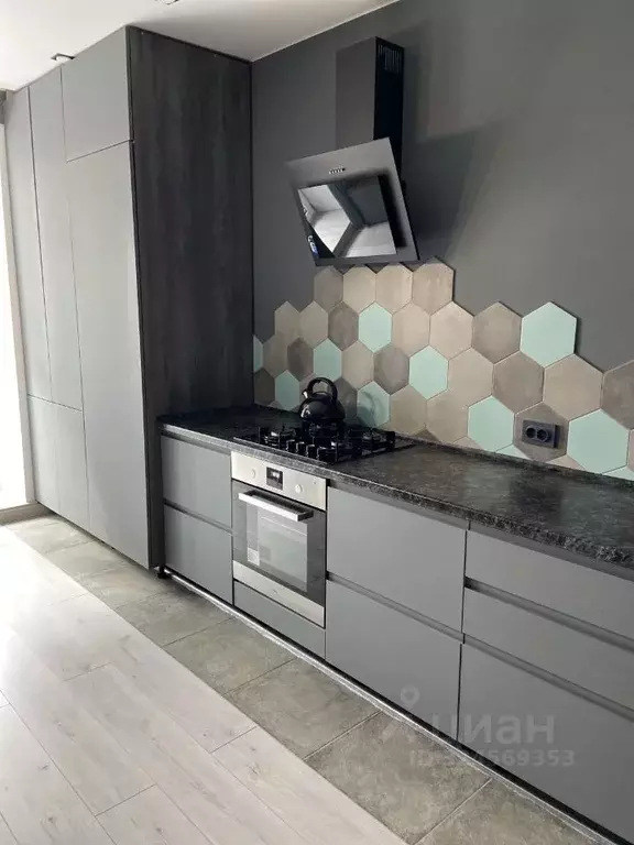 2-к кв. Марий Эл, Йошкар-Ола ул. Эшкинина, 19 (61.2 м) - Фото 1