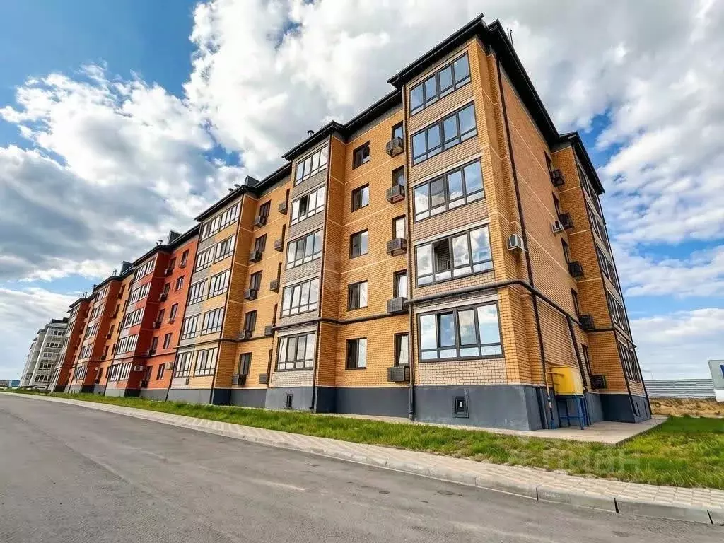 2-к кв. Белгородская область, Губкин Мичуринский мкр, 7 (68.6 м) - Фото 1