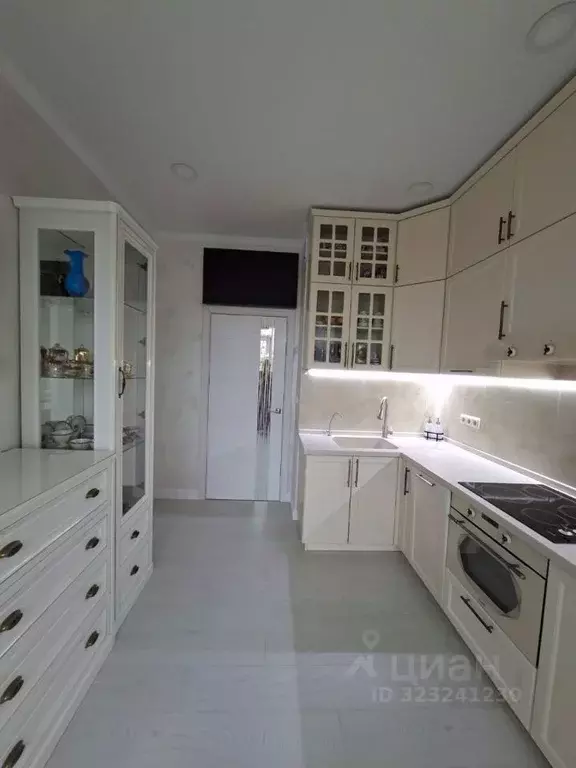 1-к кв. Краснодарский край, Геленджик Приморская ул., 1 (50.1 м) - Фото 1