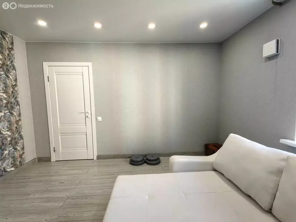 3-комнатная квартира: Санкт-Петербург, территория Горелово, ... - Фото 2