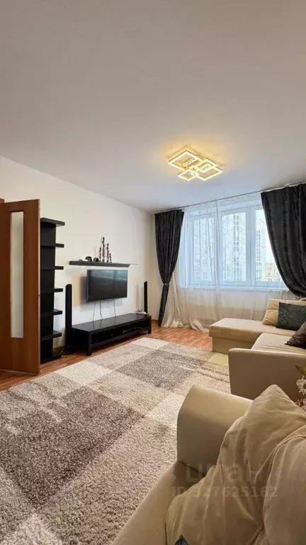 2-к кв. Свердловская область, Екатеринбург ул. Николая Островского, 1 ... - Фото 2