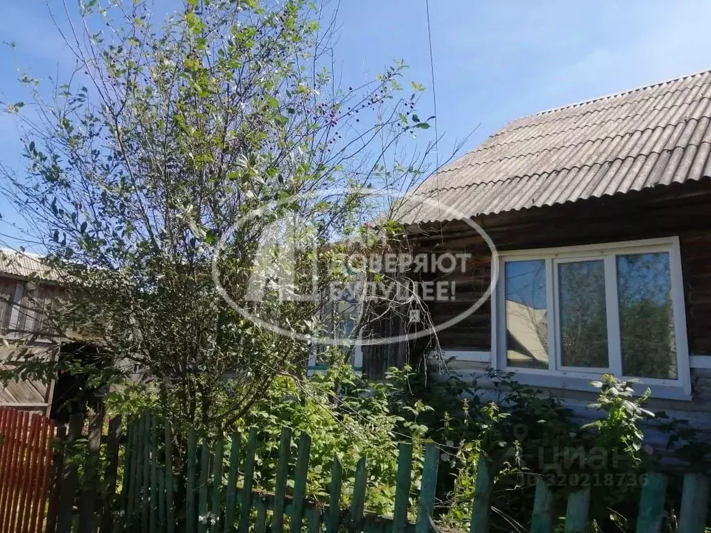 Дом в Удмуртия, Сюмсинский район, с. Сюмси Набережная ул., 22 (43 м) - Фото 0