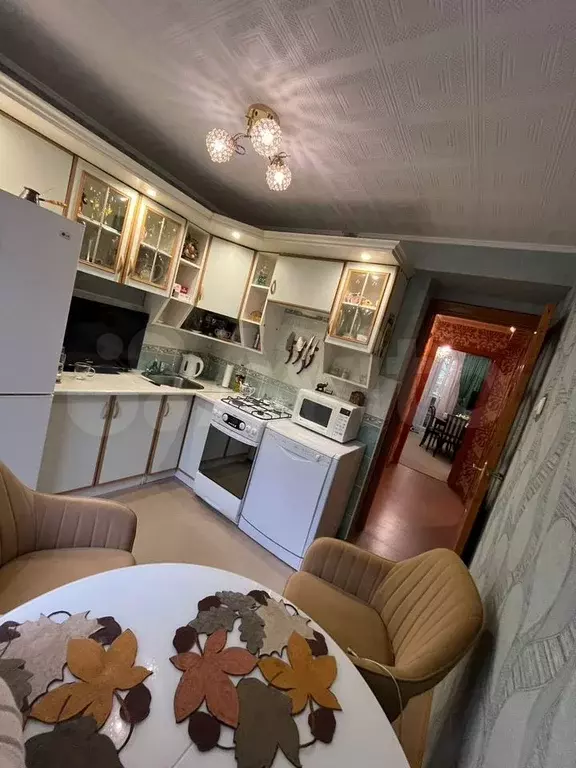 3-к. квартира, 68 м, 2/9 эт. - Фото 0
