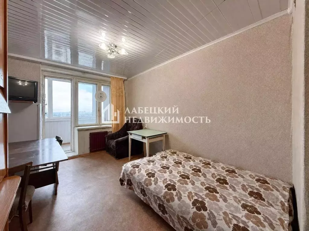 Комната Санкт-Петербург Брестский бул., 17 (12.2 м) - Фото 1