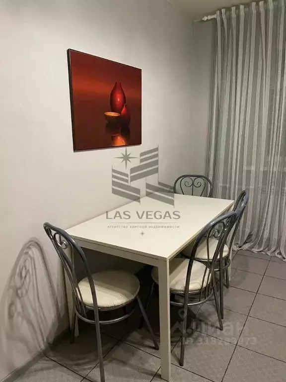 2-к кв. Татарстан, Казань ул. Сафиуллина, 26а (70.0 м) - Фото 0