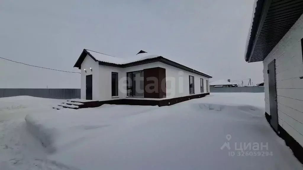 Дом в Башкортостан, Уфимский район, Русско-Юрмашский сельсовет, д. ... - Фото 1