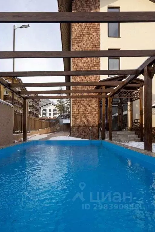 Комната Краснодарский край, Сочи Красная Поляна пгт, ул. Защитников ... - Фото 2