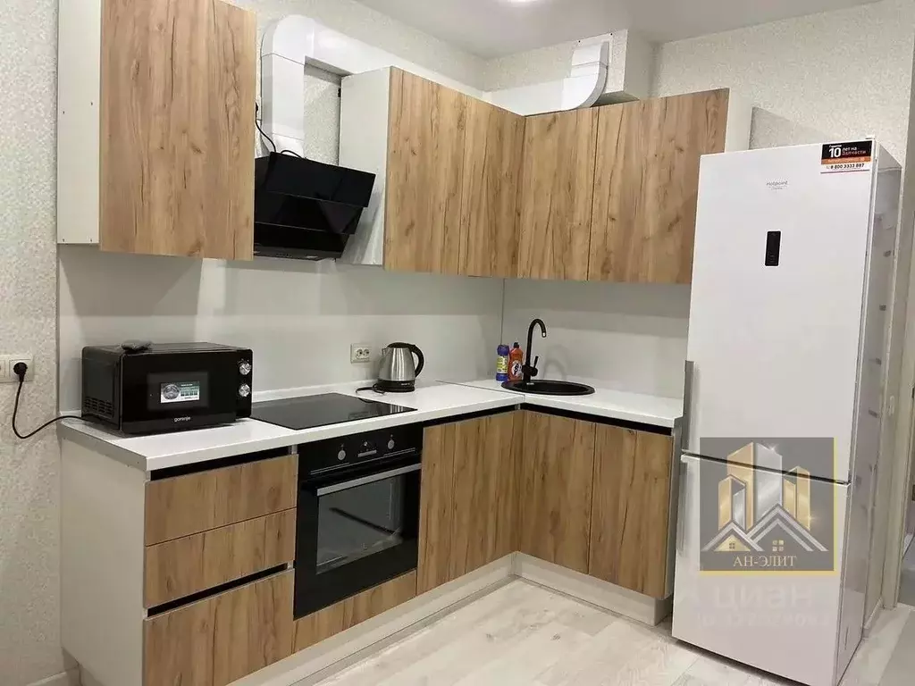 1-к кв. Татарстан, Казань ул. Родины, 24А (40.0 м) - Фото 1