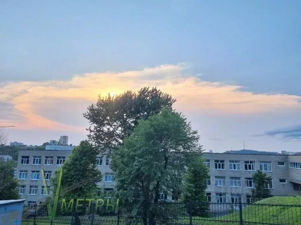 Дом в Приморский край, Владивосток ул. Полины Осипенко, 37А (50 м) - Фото 1