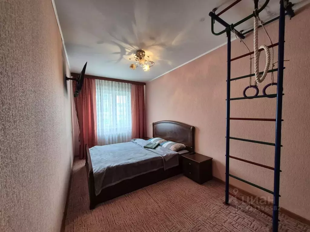 2-к кв. Магаданская область, Магадан ул. Дзержинского, 14А (33.0 м) - Фото 1