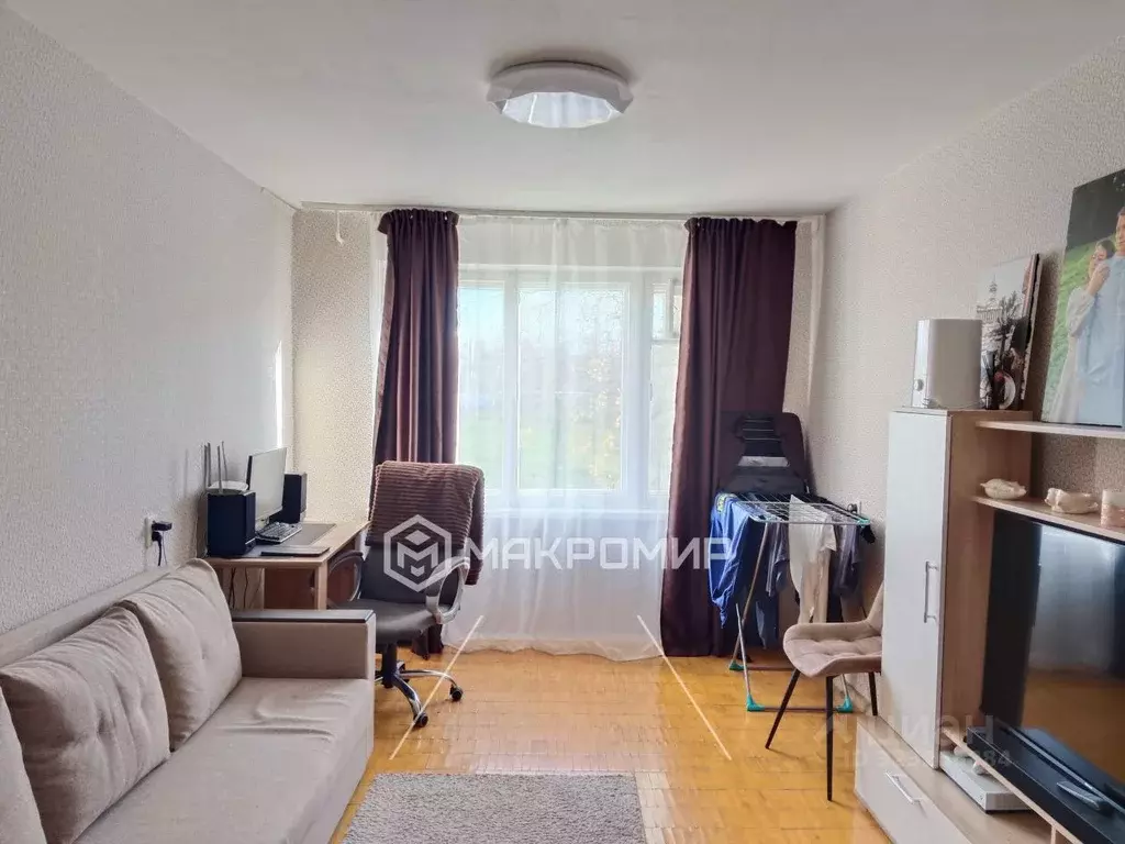 2-к кв. Кировская область, Киров просп. Строителей, 38 (53.0 м) - Фото 1