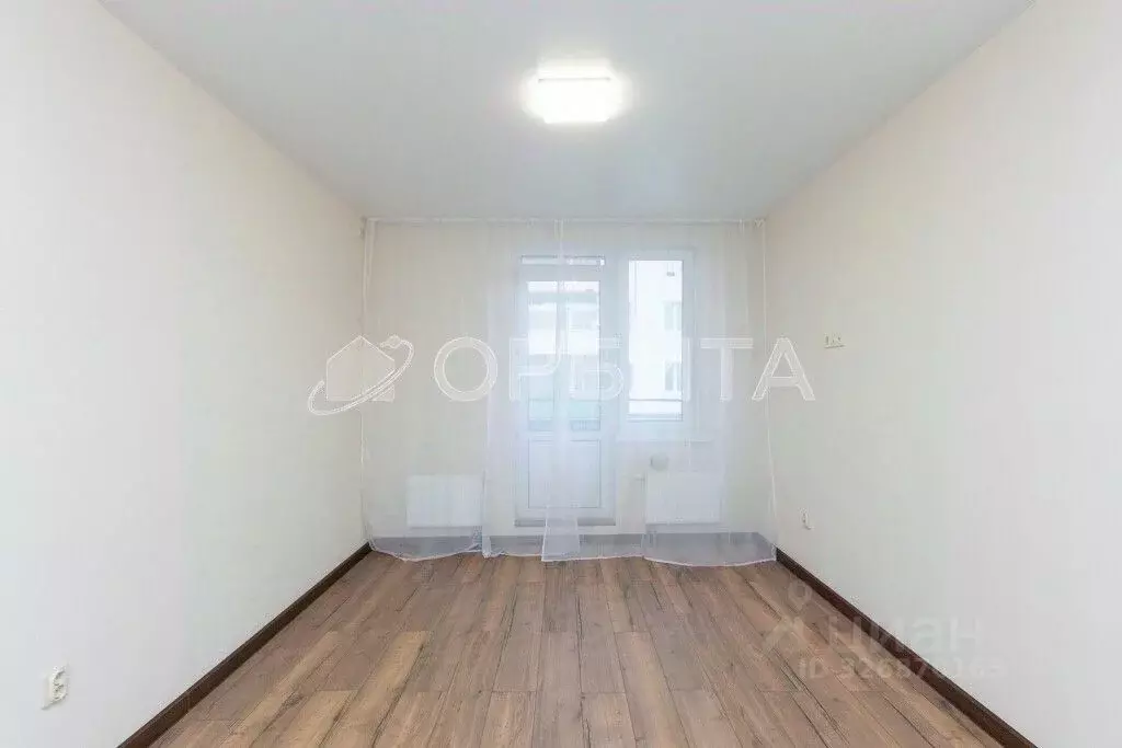 1-к кв. Тюменская область, Тюмень ул. Героев Космоса, 19 (34.8 м) - Фото 0