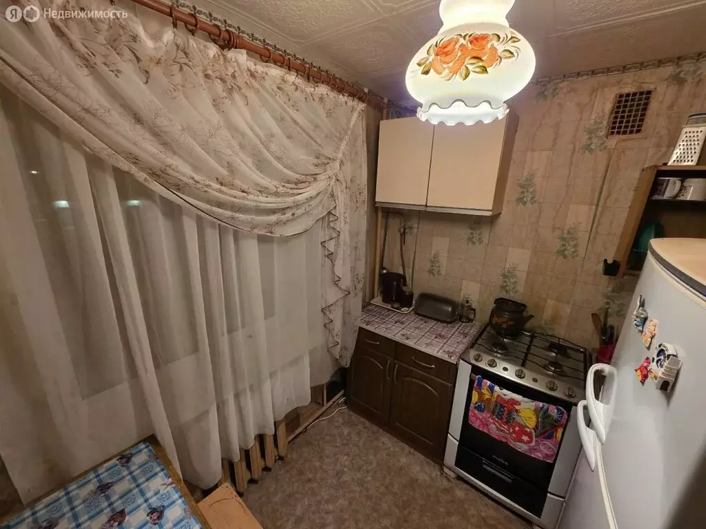 3-комнатная квартира: Кириши, проспект Ленина, 11 (56.8 м) - Фото 2