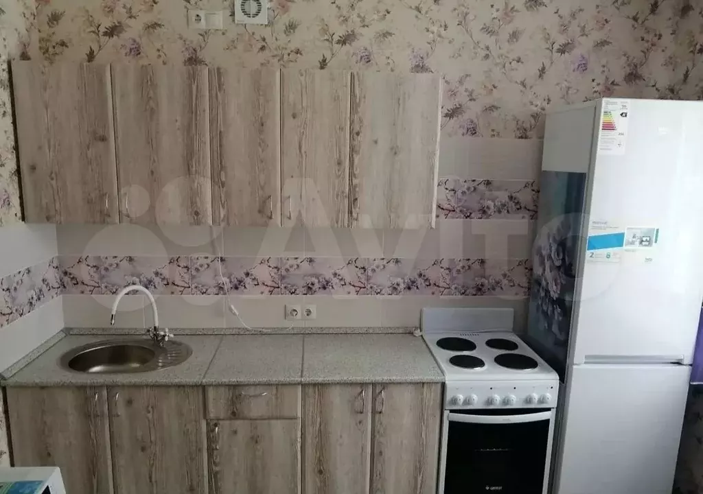 1-к. квартира, 40 м, 1/5 эт. - Фото 1