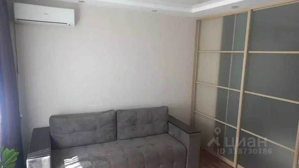 1-к кв. Волгоградская область, Волгоград ул. Грибанова, 2 (47.0 м) - Фото 1