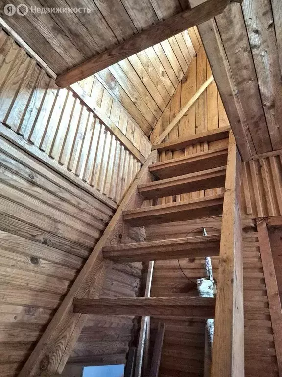 Дом в Богданихское сельское поселение, деревня Нежилово (30 м) - Фото 1