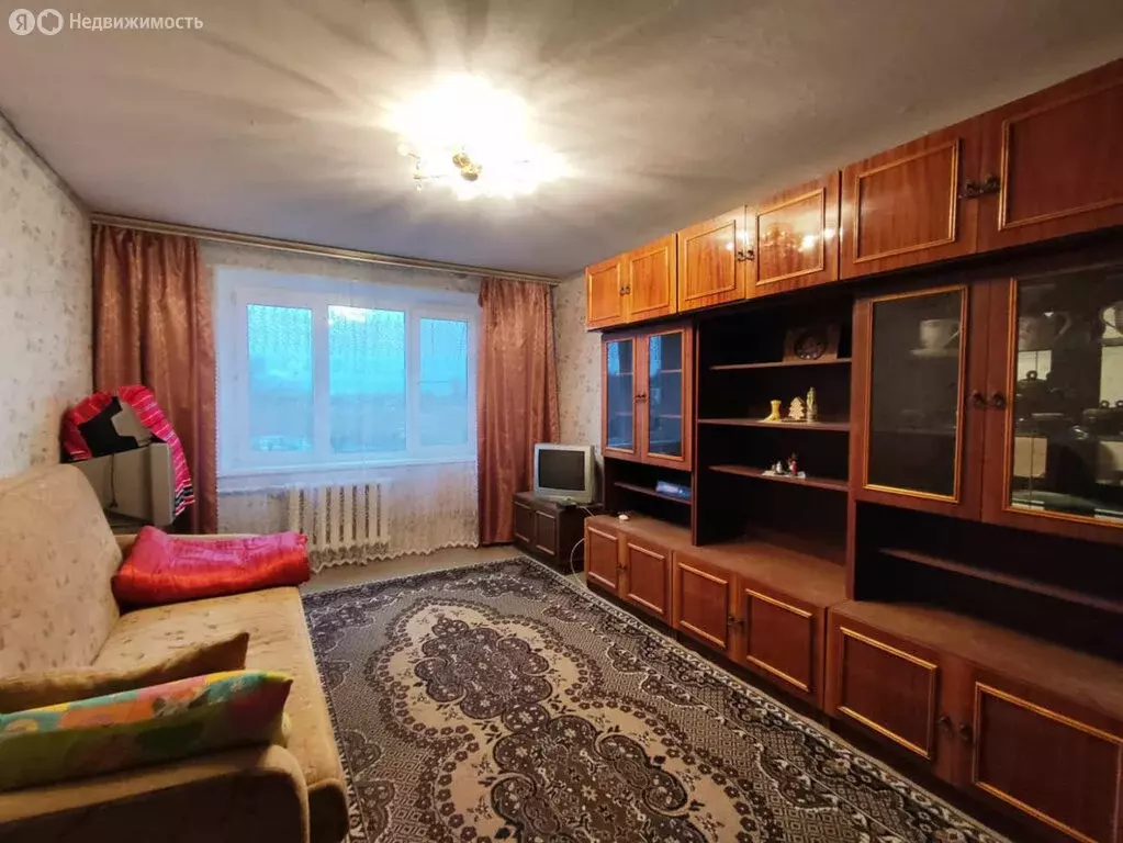 3-комнатная квартира: посёлок Озерки, Октябрьская улица, 14 (68.3 м) - Фото 1