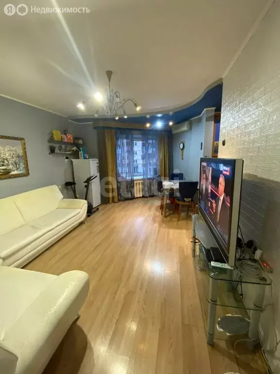 3-комнатная квартира: Ухта, проспект Ленина, 37/1 (62 м) - Фото 1