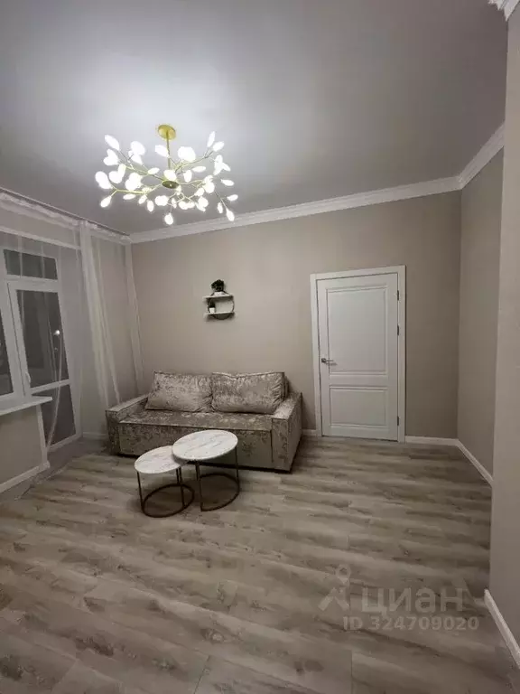 2-к кв. Челябинская область, Челябинск ул. Свободы, 104 (50.0 м) - Фото 1