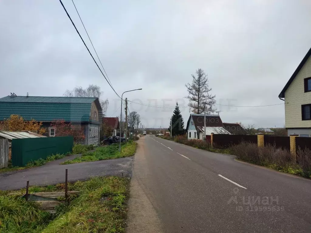 Участок в Новгородская область, Новгородский район, Ермолинское с/пос, ... - Фото 0