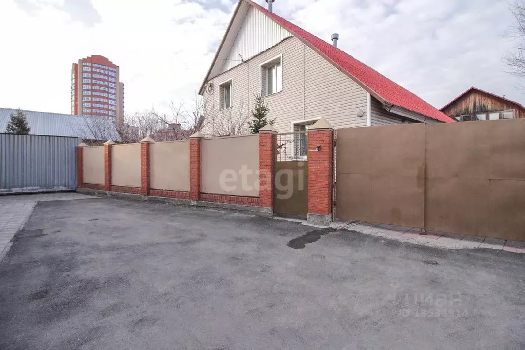 Дом в Алтайский край, Барнаул ул. Никитина, 110А (155 м) - Фото 1