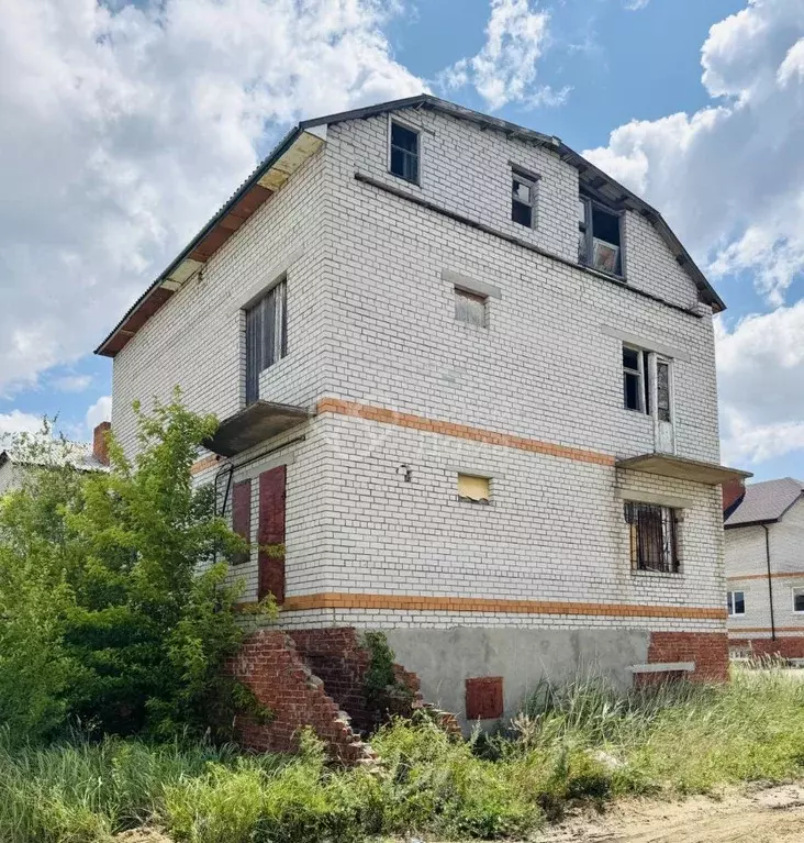 Дом в Волгоградская область, Волгоград Дачная ул. (340 м) - Фото 0