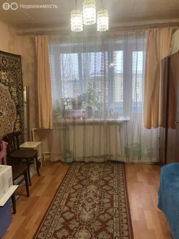 4-комнатная квартира: Саратов, 1-й Ленинский проезд, 8 (63.1 м) - Фото 1