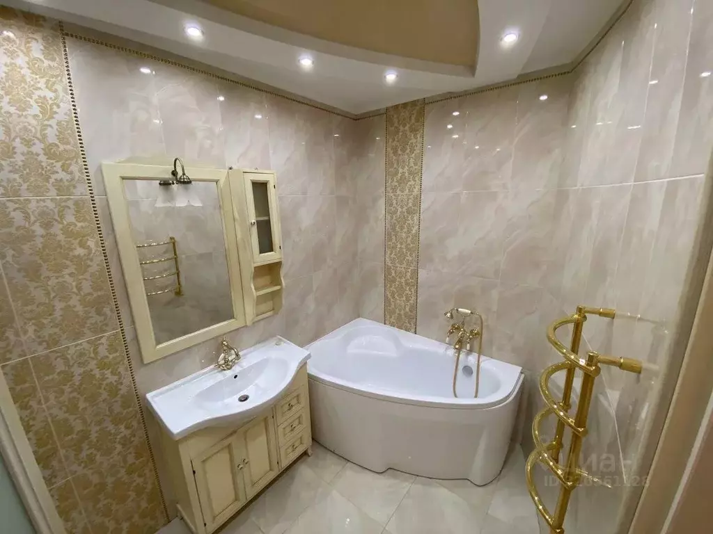 3-к кв. Севастополь ул. Героев Бреста, 116 (119.5 м) - Фото 1