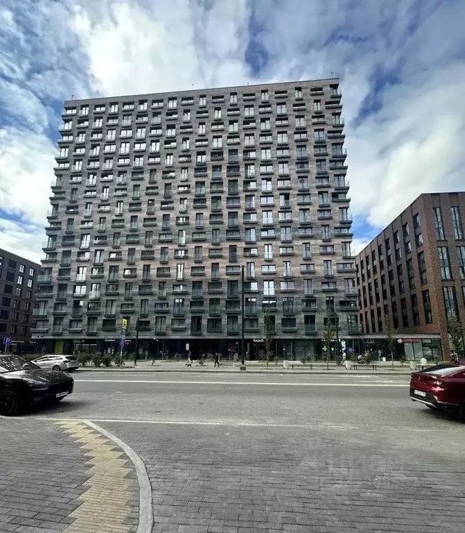 Гараж в Москва бул. Братьев Весниных, 4 (13 м) - Фото 1