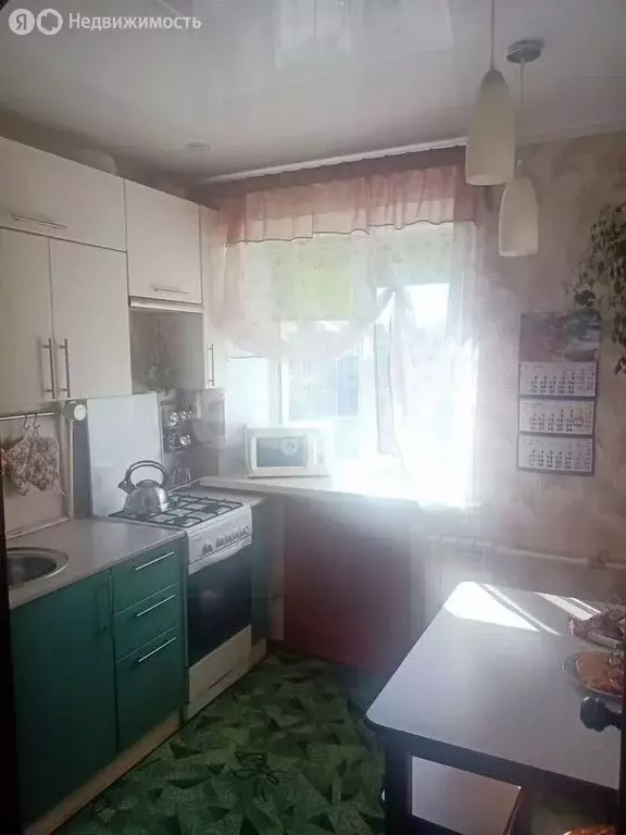 3-комнатная квартира: Омск, улица 75-й Гвардейской Бригады, 2 (43 м) - Фото 2