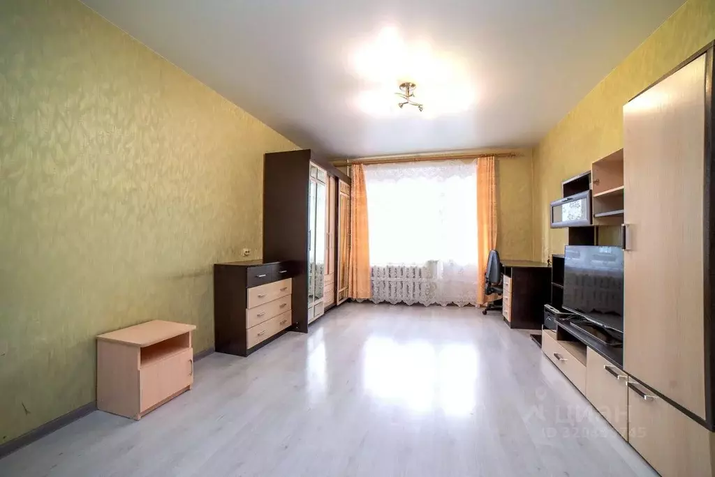 2-к кв. Свердловская область, Екатеринбург ул. Куйбышева, 109 (53.4 м) - Фото 1