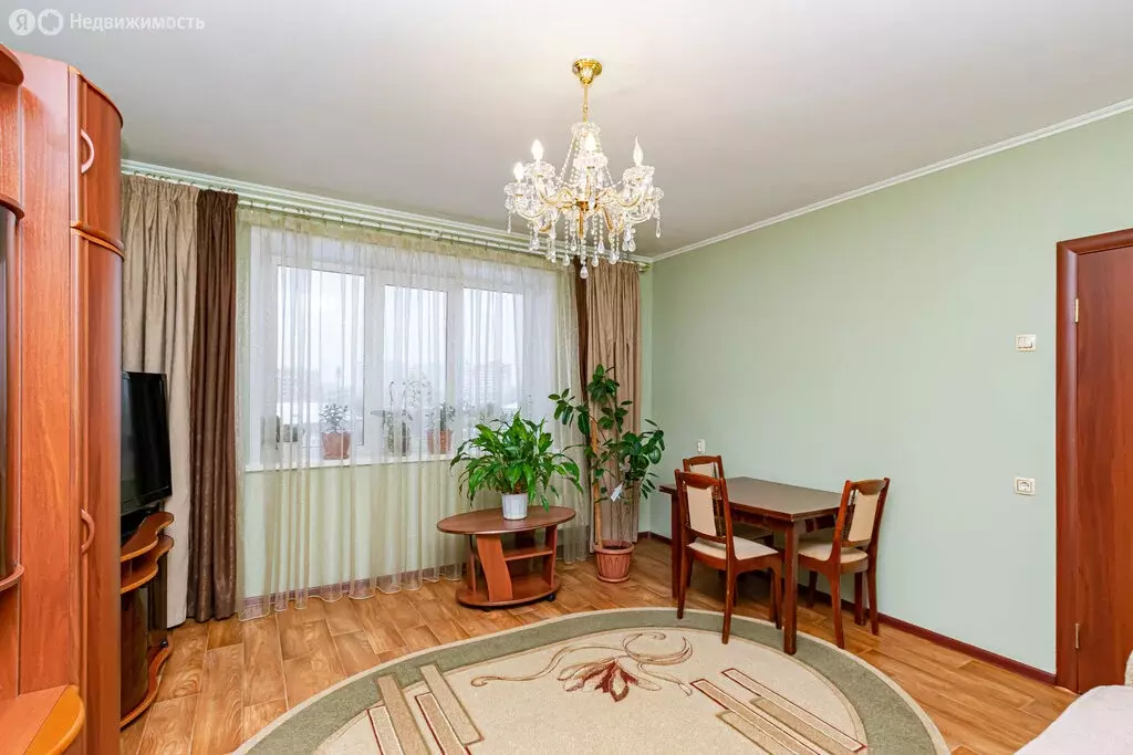 2-комнатная квартира: Пермь, улица Маршала Толбухина, 1 (56.2 м) - Фото 1