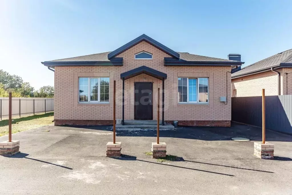 Дом в Ростовская область, Азовский район, с. Пешково ул. Ленина (109 ... - Фото 1